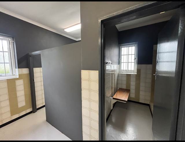 49M² OFFICE TO LET IN PAARDEVLEI