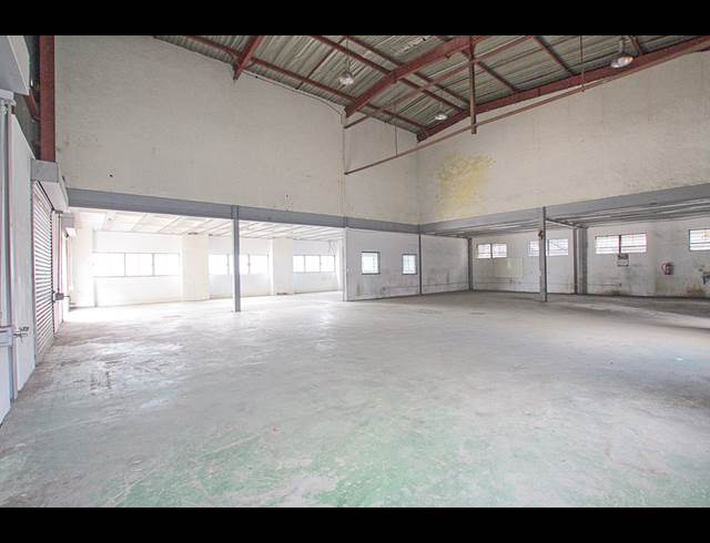413M² WAREHOUSE TO LET IN WYNBERG