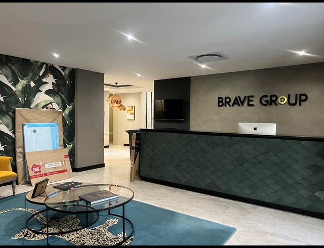 1,081M² OFFICE TO LET IN HYDE PARK