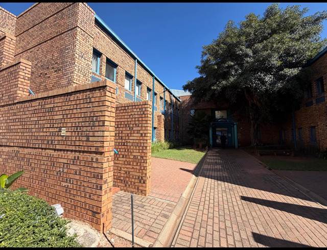 1,841M² WAREHOUSE TO LET IN RANDJESPARK