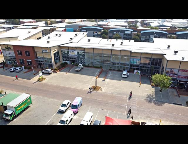 428M² RETAIL TO LET IN NORTH RIDING
