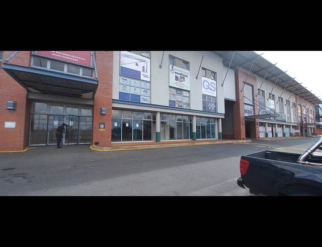 478M² RETAIL TO LET IN LASER PARK
