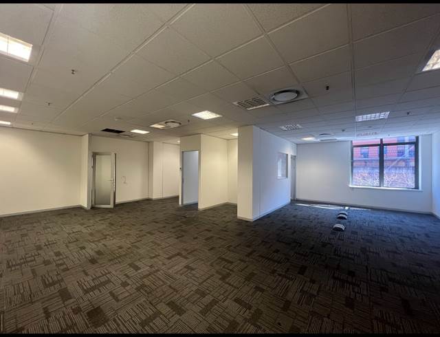 215M² OFFICE TO LET IN MELROSE ARCH