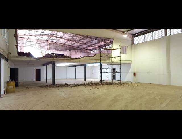 1,570M² WAREHOUSE TO LET IN WESTMEAD