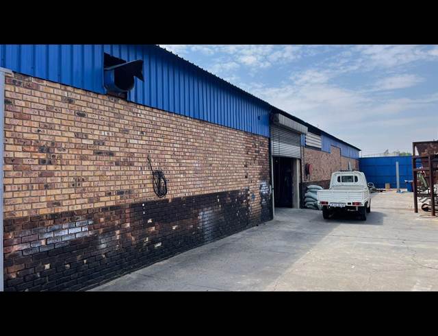 500M² WAREHOUSE TO LET IN ALRODE SOUTH