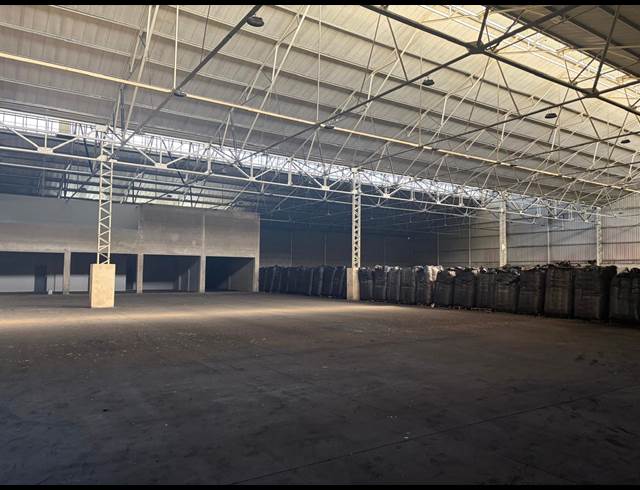 2,700M² WAREHOUSE TO LET IN ALBERTON NORTH
