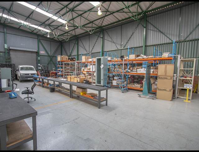 1,569M² OFFICE TO LET IN RANDJESPARK