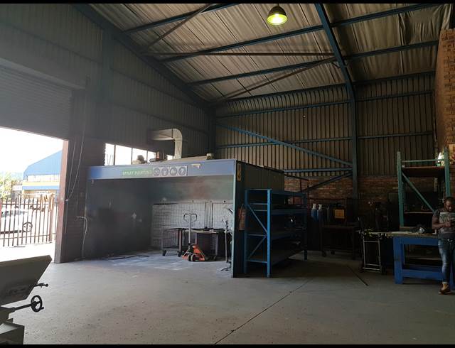 420M² WAREHOUSE RENTED IN SEBENZA