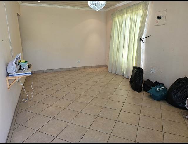 3 bed property to rent in BIRCH ACRES