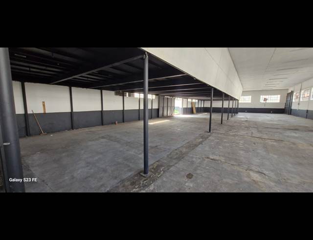 1,000M² WAREHOUSE TO LET IN NEW DOORNFONTEIN