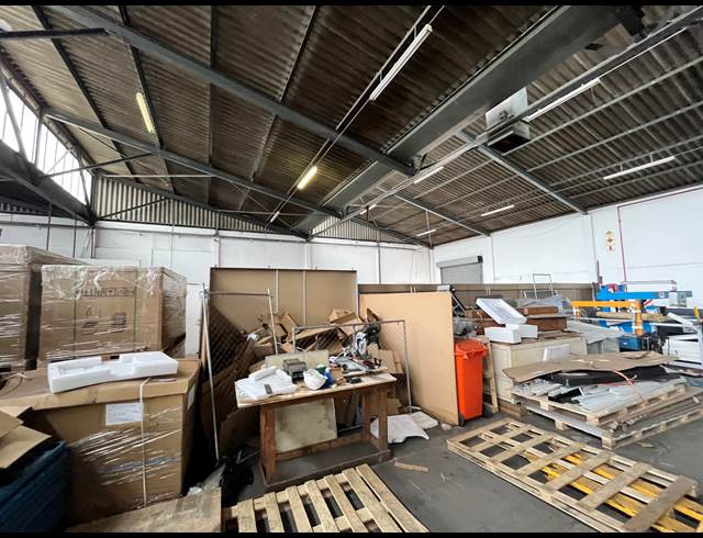 1,810M² WAREHOUSE TO LET IN EPPING INDUSTRIAL