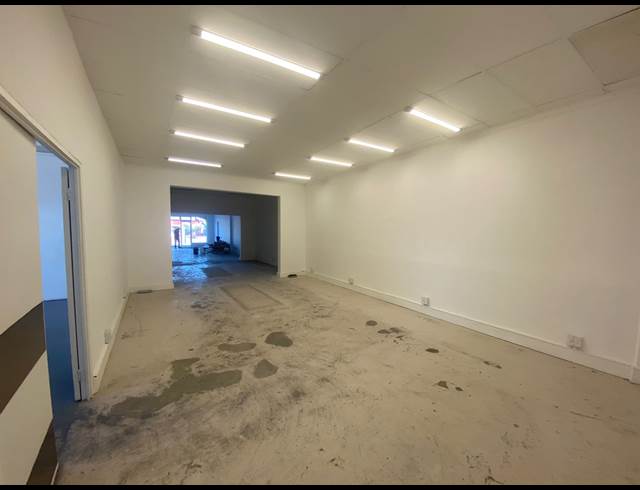 181M² RETAIL TO LET IN PARKLANDS