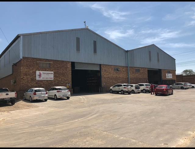 3,000M² WAREHOUSE TO LET IN GERMISTON CENTRAL