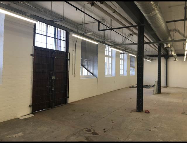 435M² OFFICE TO LET IN GARDENS