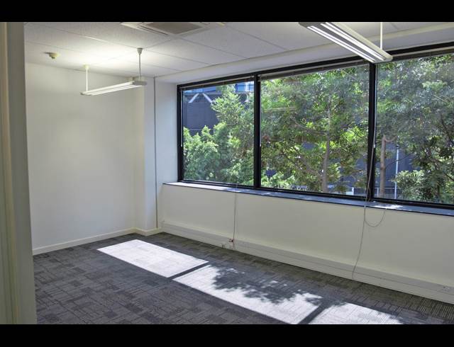 410M² OFFICE TO LET IN SANDOWN