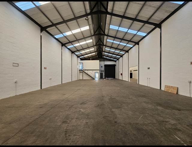 420M² WAREHOUSE TO LET IN RIVERGATE