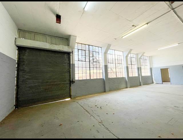 416M² WAREHOUSE TO LET IN NEW GERMANY