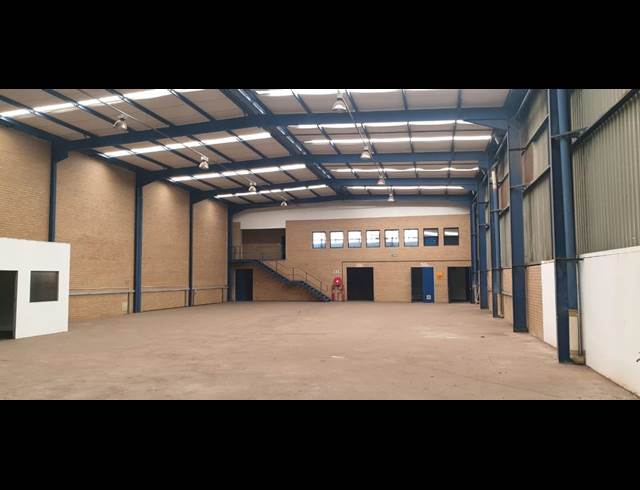 6,284M² WAREHOUSE TO LET IN ISANDO