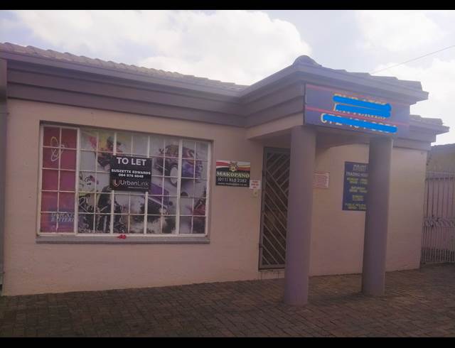 100M² BUSINESS TO LET IN BOKSBURG WEST