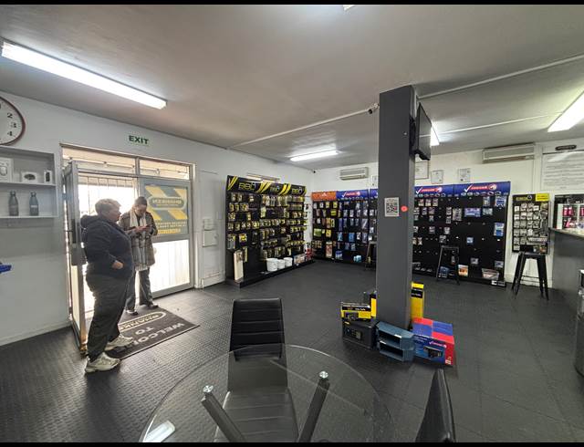 93M² RETAIL TO LET IN AUDAS ESTATE