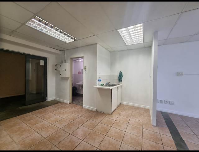 86M² RETAIL TO LET IN TYGER WATERFRONT