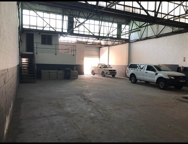 360M² WORKSHOP TO LET IN EPPING INDUSTRIAL