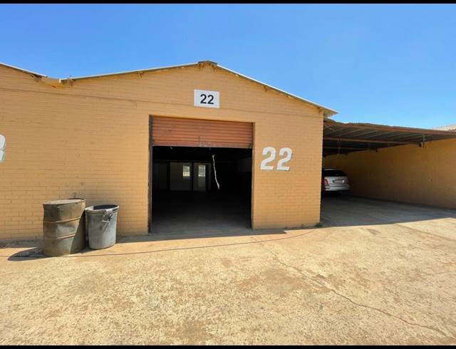 120M² WAREHOUSE TO LET IN COSMO CITY