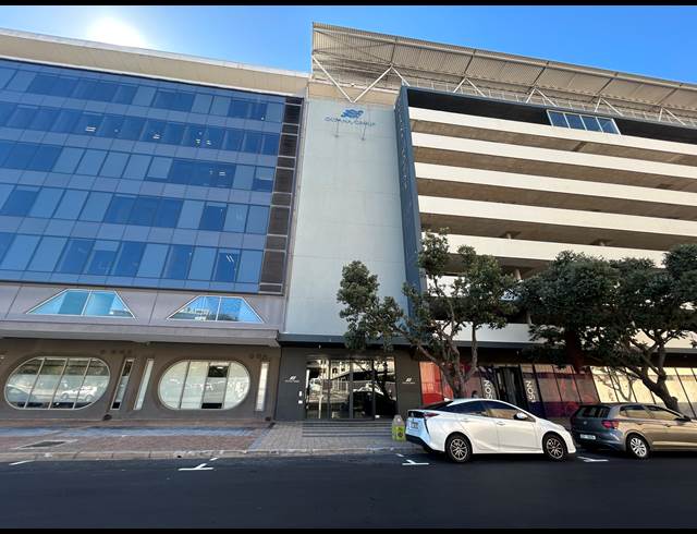 386.50M² BUILDING TO LET IN FORESHORE