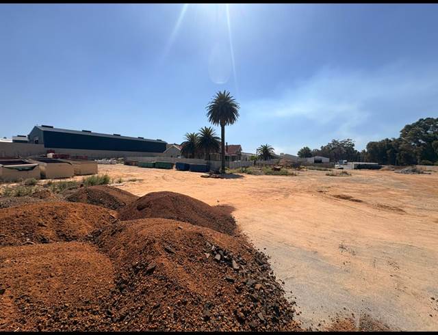 9,500M² INDUSTRIAL YARD TO LET IN MALMESBURY INDUSTRIA