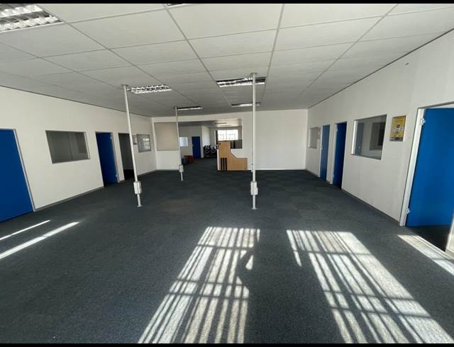 1,012M² WAREHOUSE TO LET IN PAARDEN EILAND