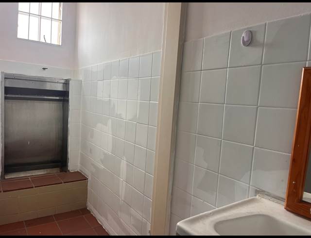 215M² RETAIL TO LET IN GLENHAZEL