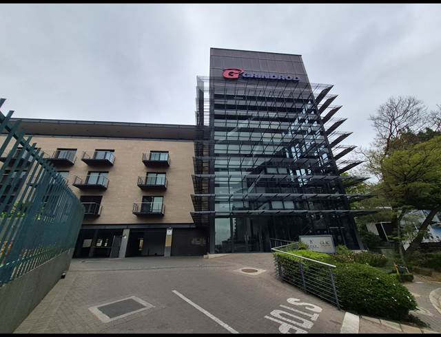 675M² OFFICE TO LET IN SANDTON CENTRAL