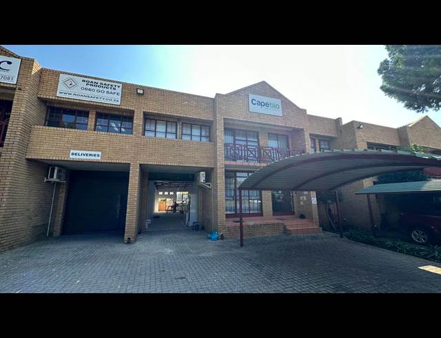 380M² WAREHOUSE TO LET IN HIGHVELD