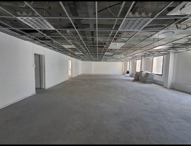 665M² OFFICE TO LET IN CAPE TOWN CITY CENTRE