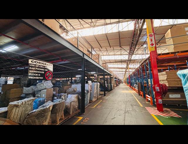 24,253M² WAREHOUSE TO LET IN STORMILL