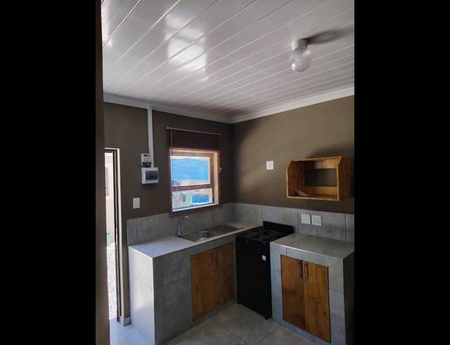 1 bed property to rent in DAVIDSONVILLE