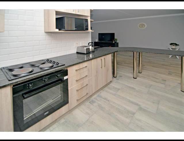 2 BEDROOM PROPERTY TO RENT IN NORTHGATE