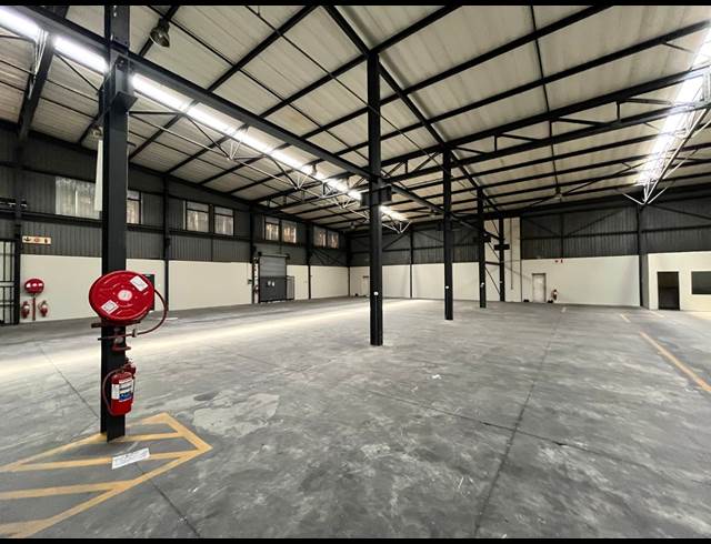 2,020M² WAREHOUSE TO LET IN ELANDSFONTEIN