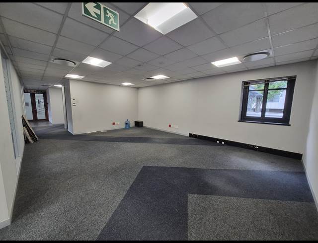377M² OFFICE TO LET IN SANDTON CENTRAL