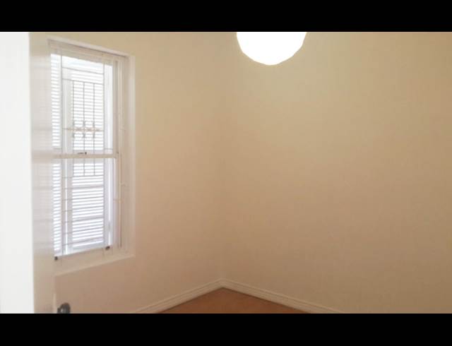 2 bed property to rent in OBSERVATORY