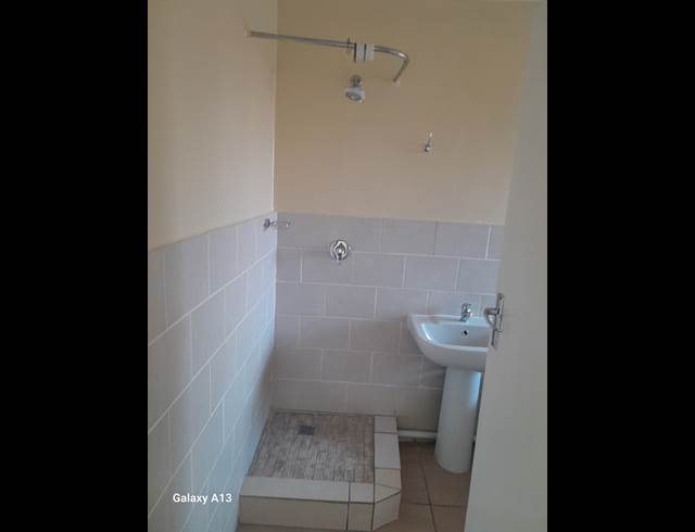 2 bed property to rent in WINDSOR WEST