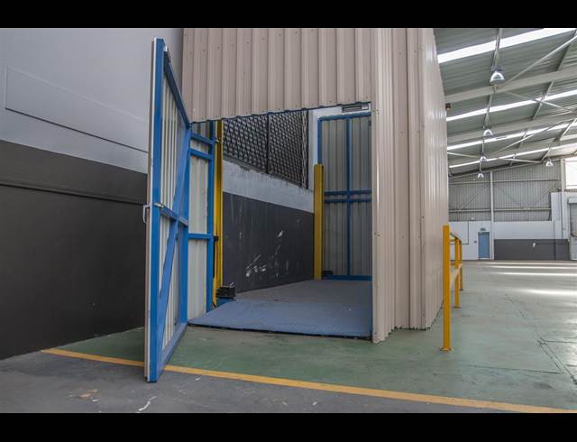 6,708M² WAREHOUSE TO LET IN RANDJESPARK