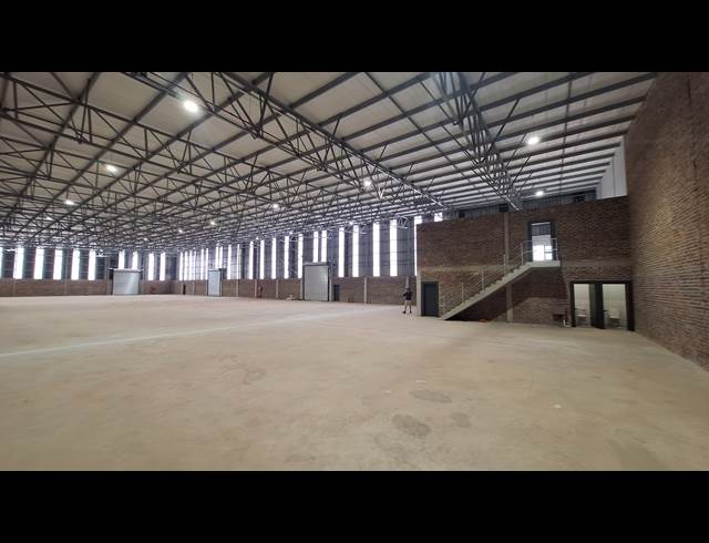 1,993M² WAREHOUSE TO LET IN NIETGEDACHT AH