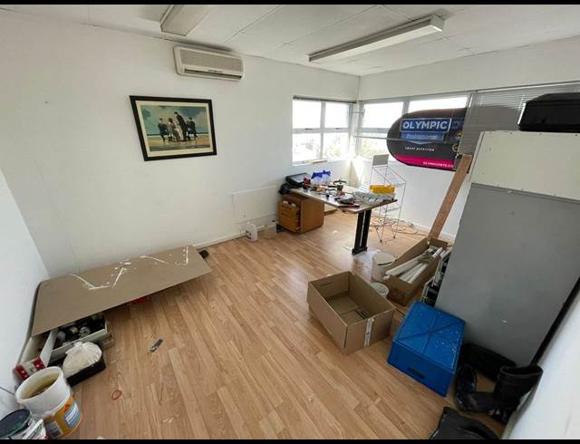 395M² WAREHOUSE TO LET IN PAROW EAST