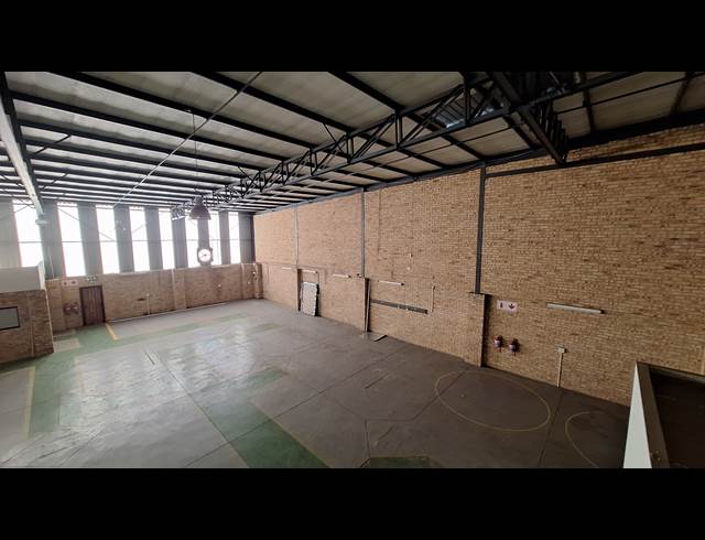 963M² WAREHOUSE TO LET IN NORTH RIDING