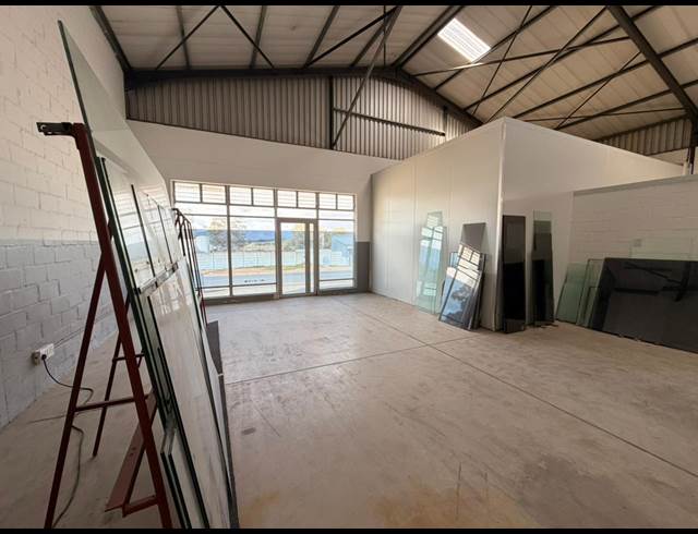 460M² WAREHOUSE TO LET IN MALMESBURY INDUSTRIA