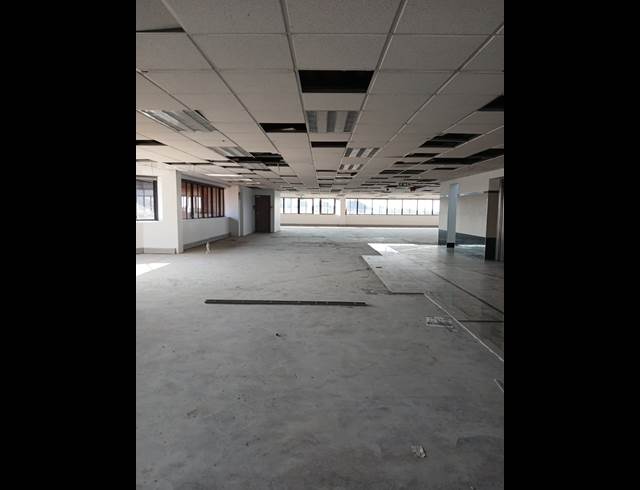 1,246M² OFFICE TO LET IN WESTVILLE