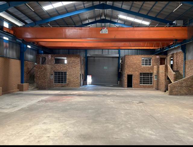 2,500M² WAREHOUSE TO LET IN GERMISTON SOUTH