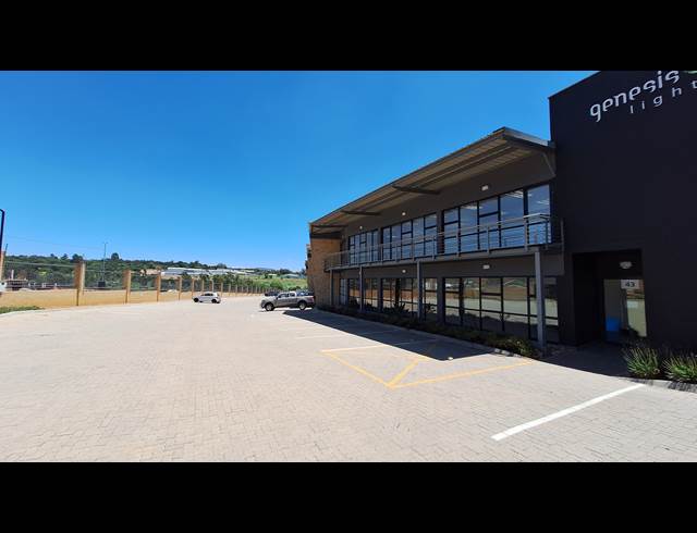 680M² WAREHOUSE TO LET IN NORTH RIDING