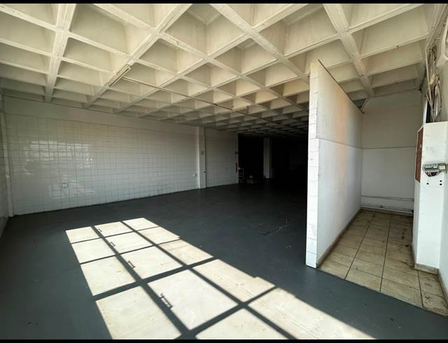 230M² WAREHOUSE TO LET IN WYNBERG